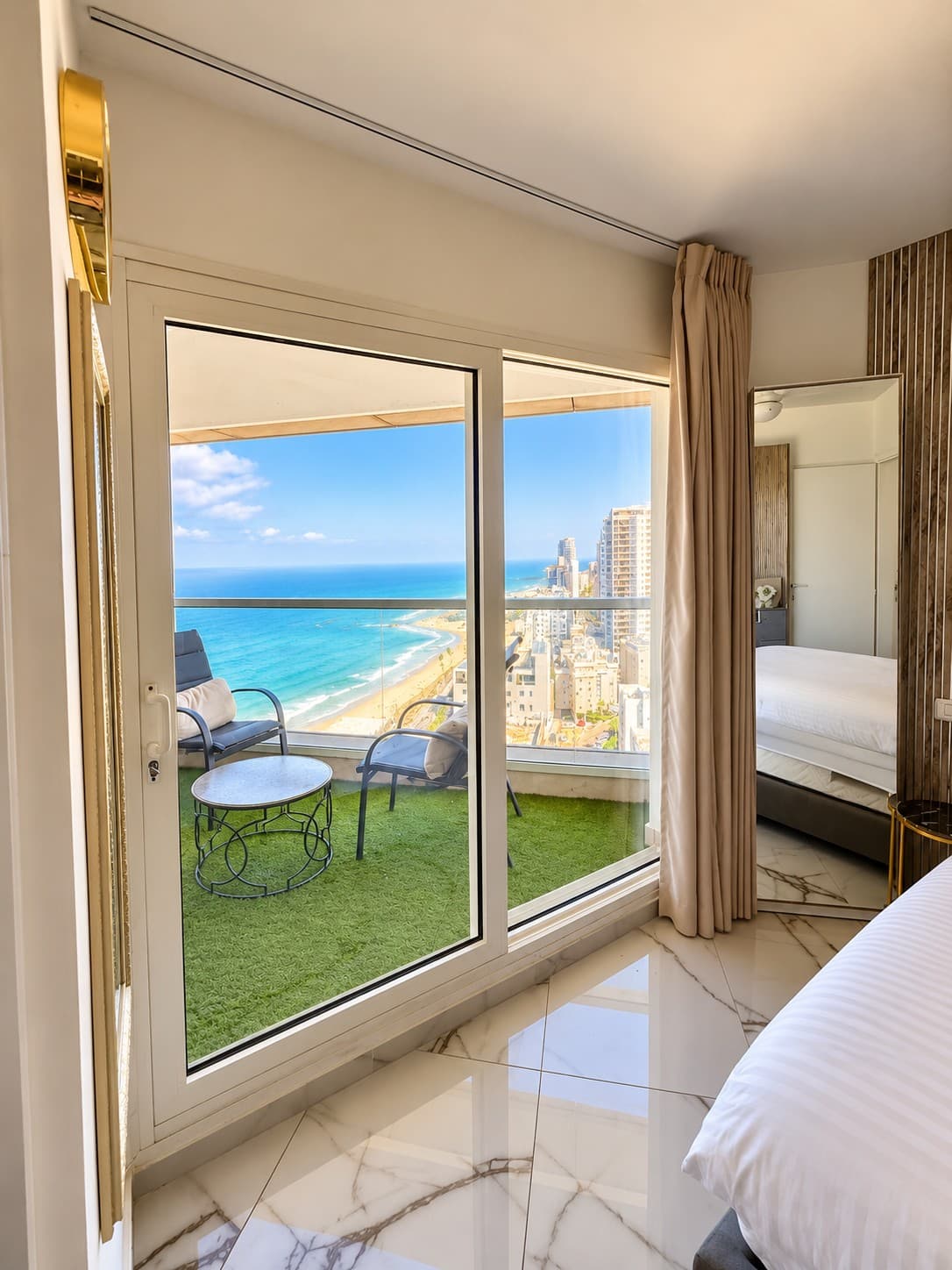 Noa Sea Suite — photo 3 of 23