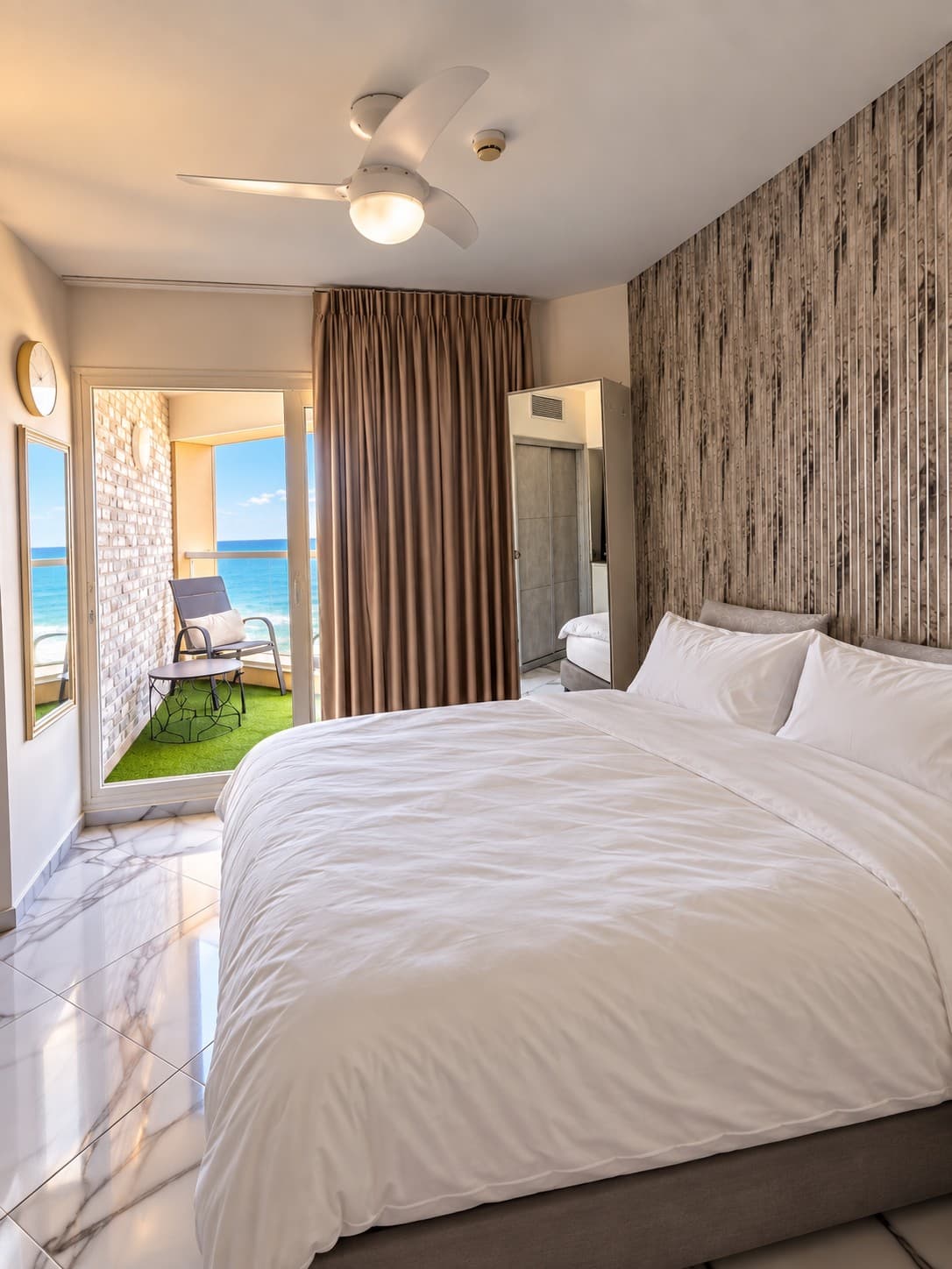Noa Sea Suite — photo 7 of 23