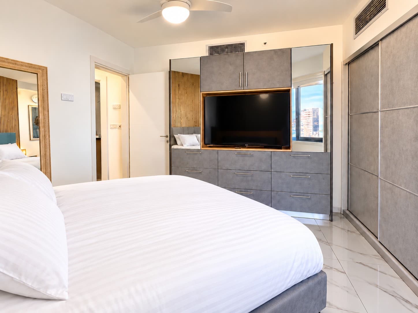 Noa Sea Suite — photo 16 of 23