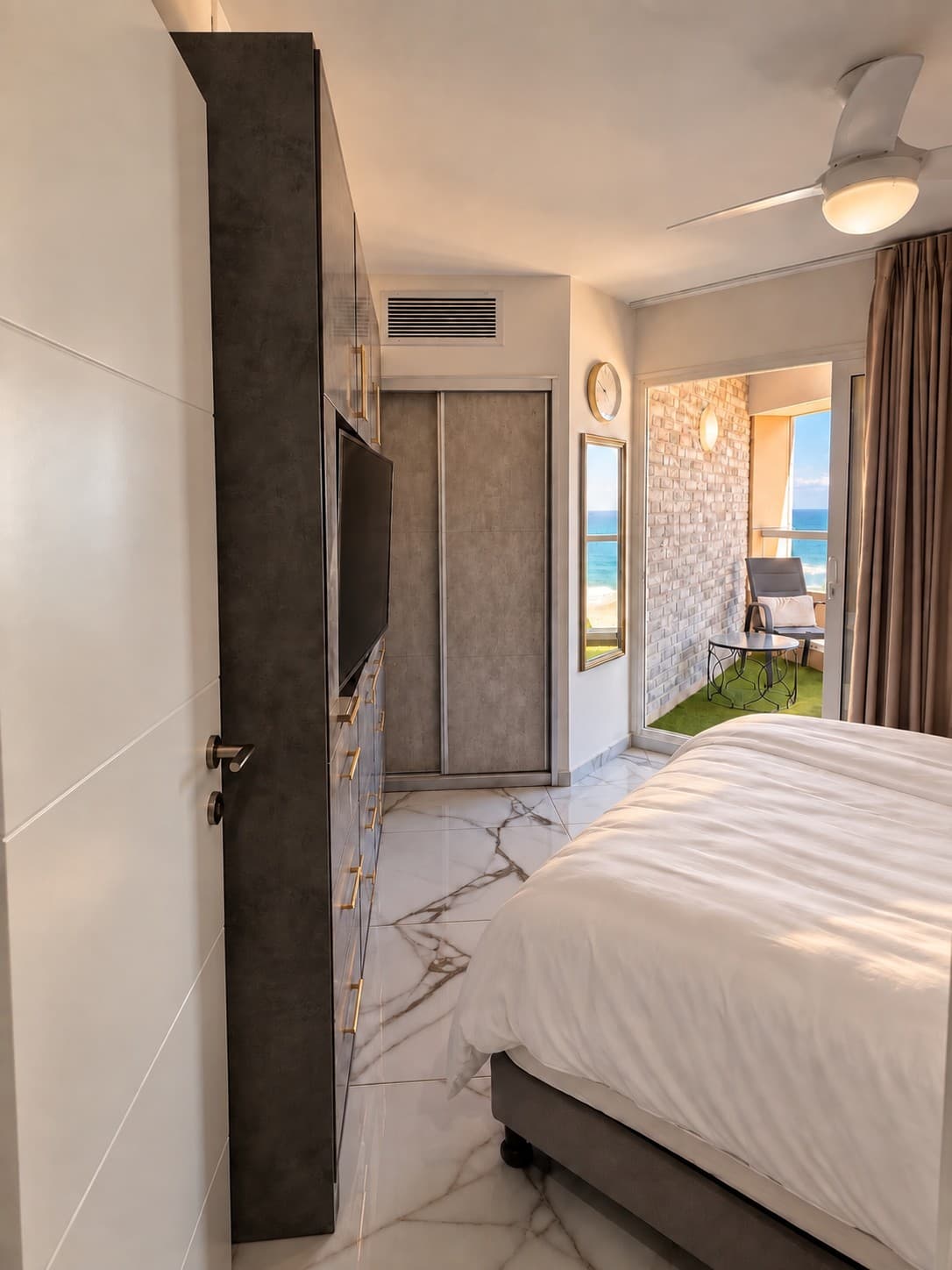 Noa Sea Suite — photo 17 of 23